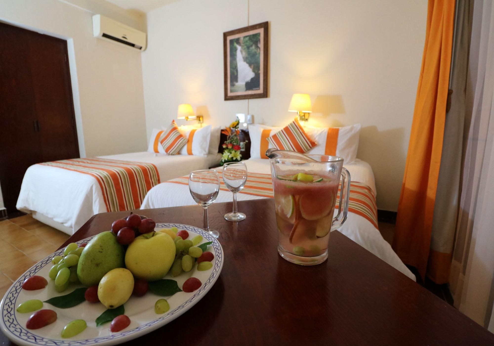 Mision Jalpan Hotel Luaran gambar