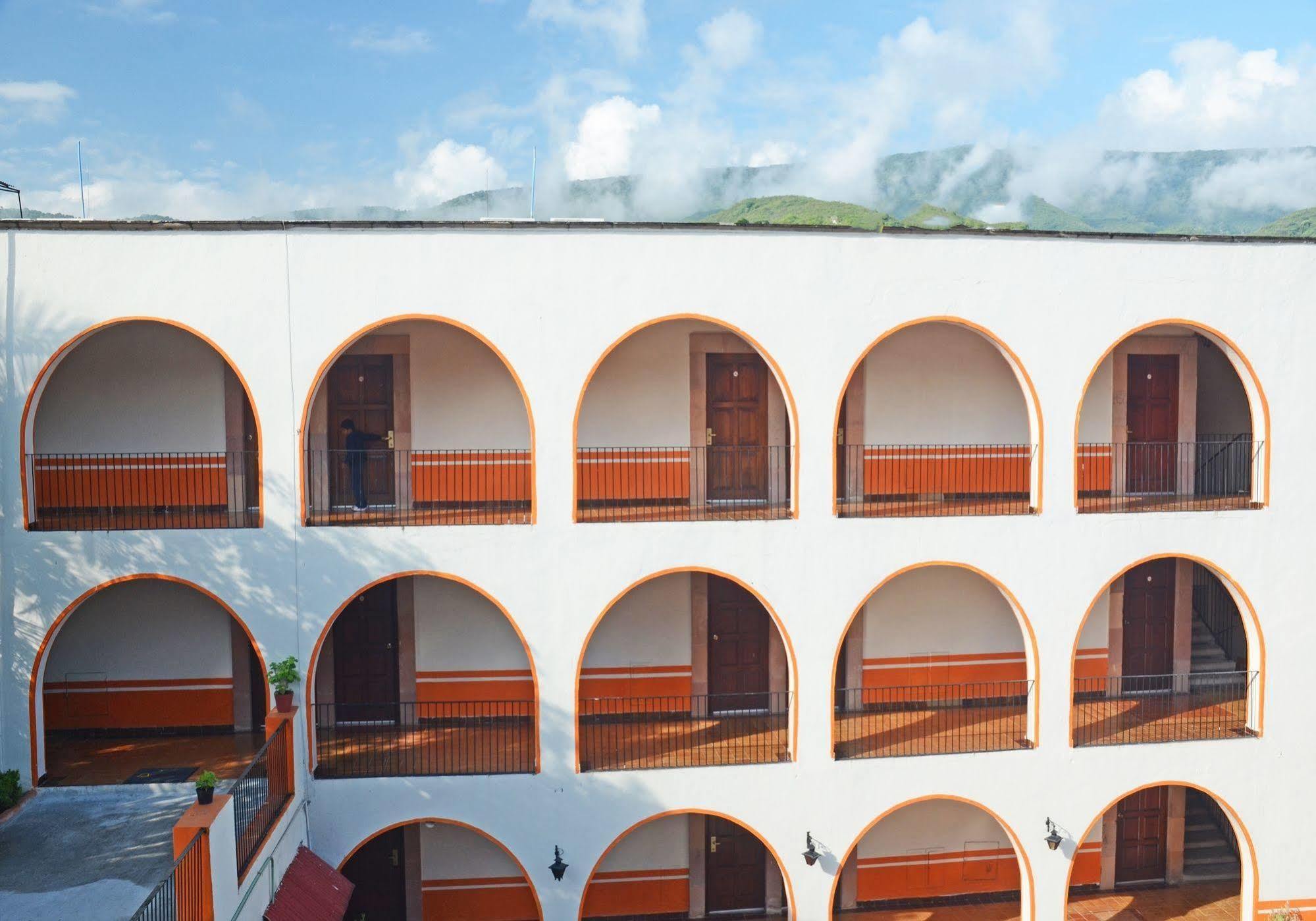 Mision Jalpan Hotel Luaran gambar